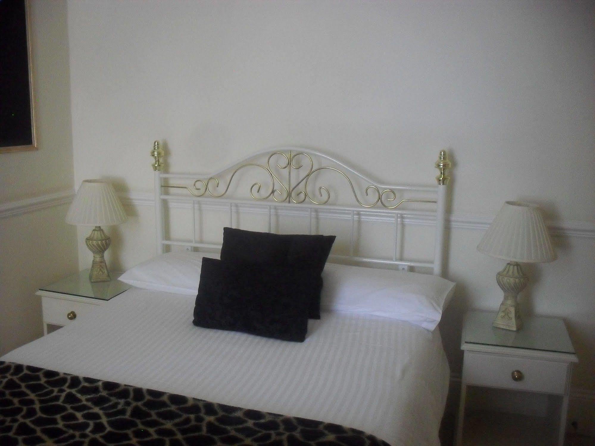Sandway House Casa de hóspedes 4*